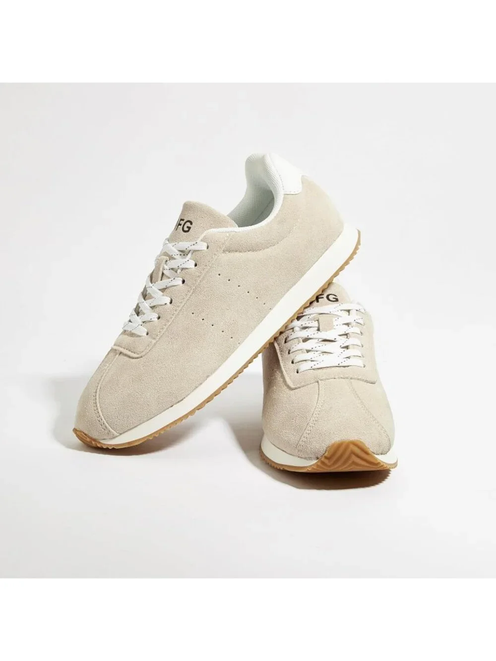 Women's Beige Comfortable Low Top Classic Retro Running Lightweight Sneakers